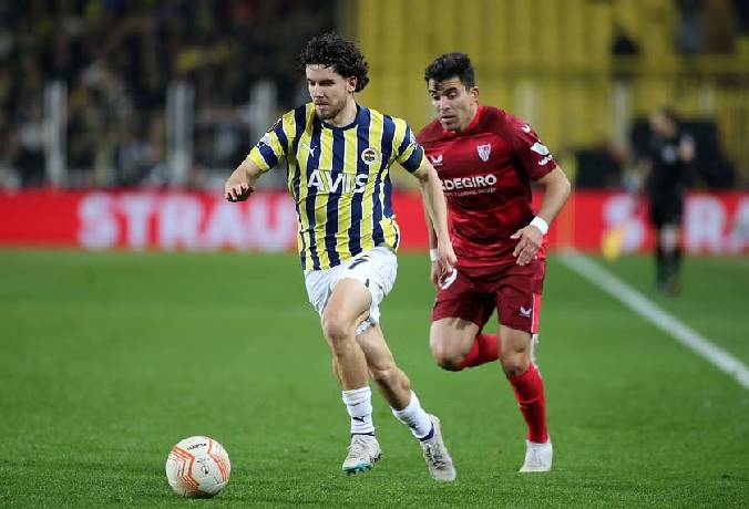 Siêu máy tính dự đoán Fenerbahce vs St. Gilloise, 23h45 ngày 26/9